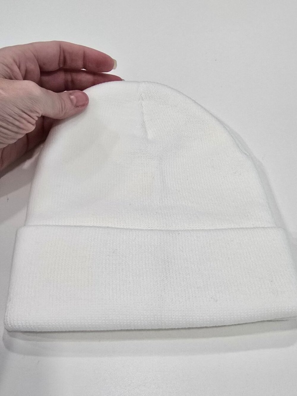 White Knit Beanie ✦ With Green Cannabis Leaf Embroidery ✦ Warm Stretch OS Unisex - Picture 4 of 8